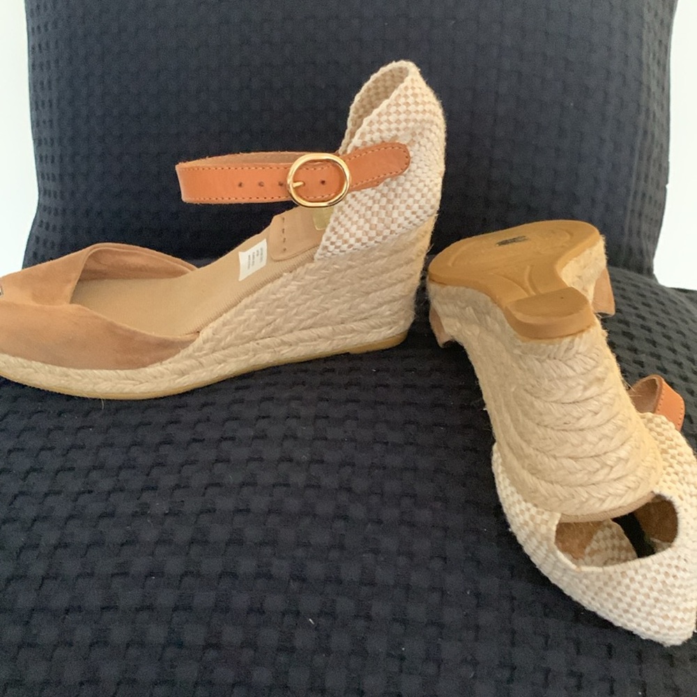 Kana Suede Wedges - Picture 8 of 8